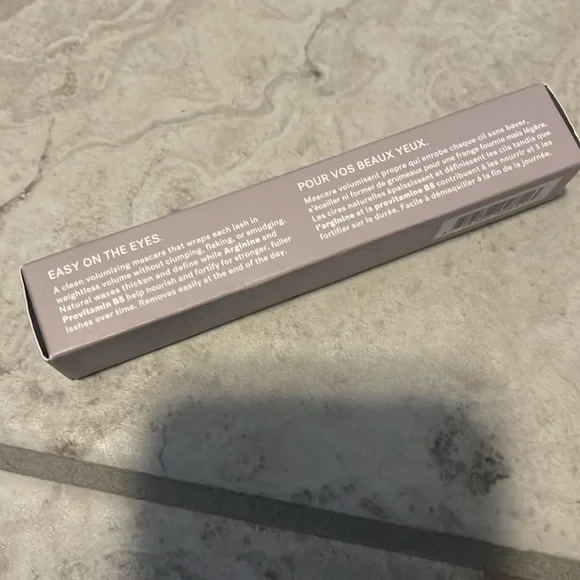 Brand New Ilia Fullest Volumizing Mascara Classic Black Full Size - Picture 4 of 9